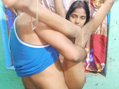 Desi bhabhi sumitra fucks neighbor with big natural tits - hot indian homemade sex